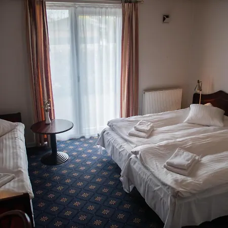 מלון Sogarden 3*